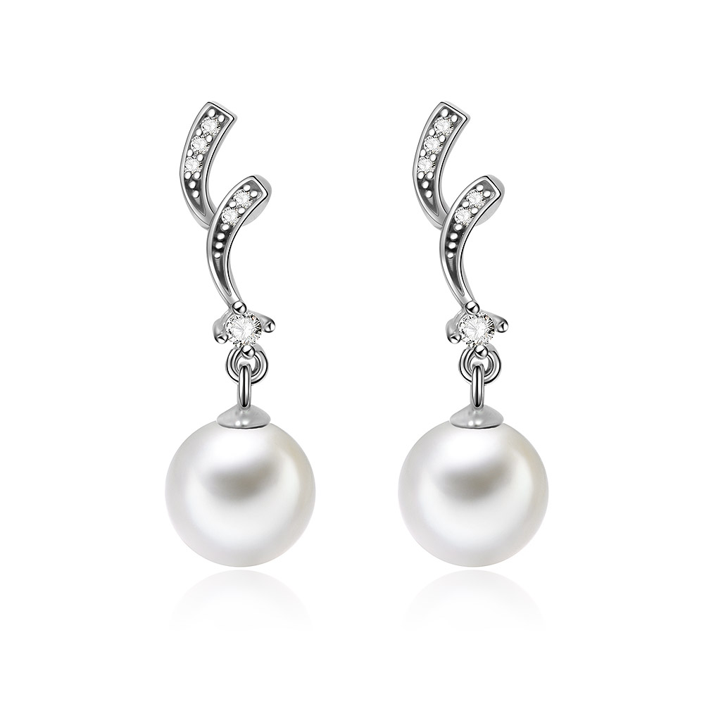 Silver Shell Pearl Earring